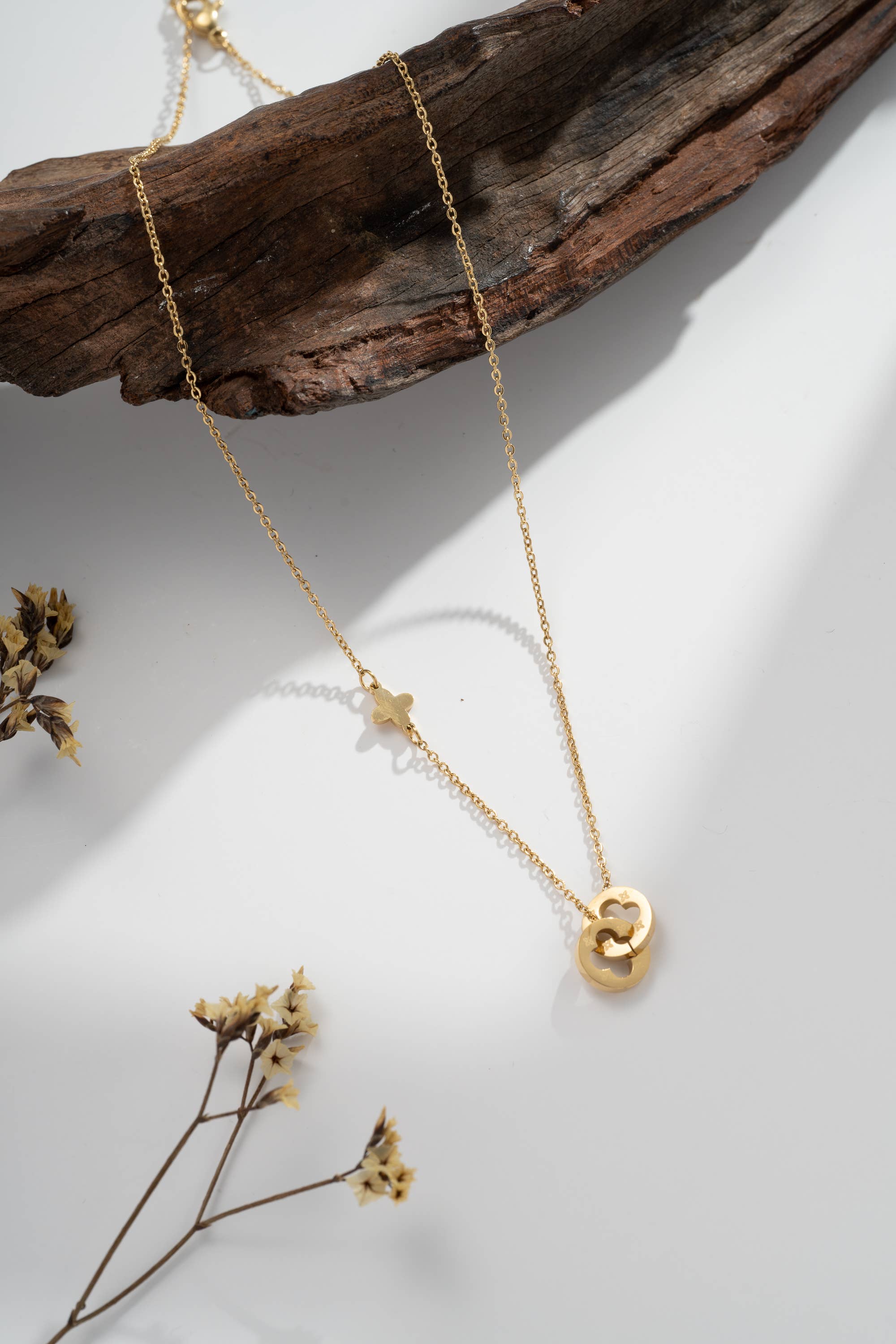 Collier Emma