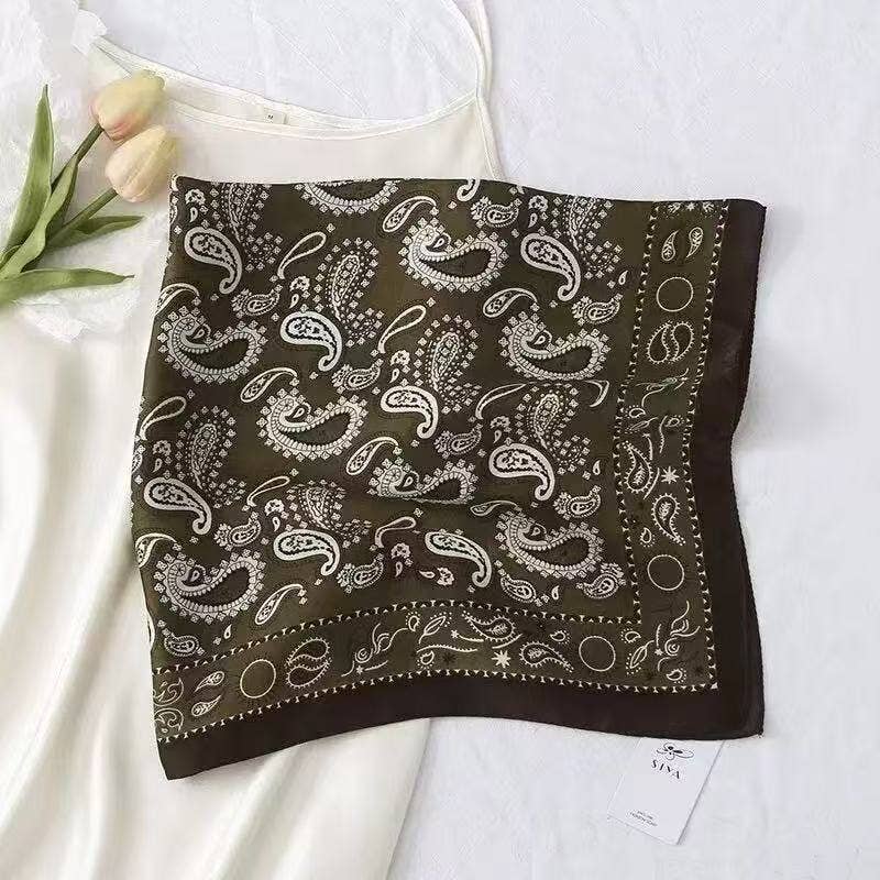 Foulard Carré 70x70 Élégance Bohème