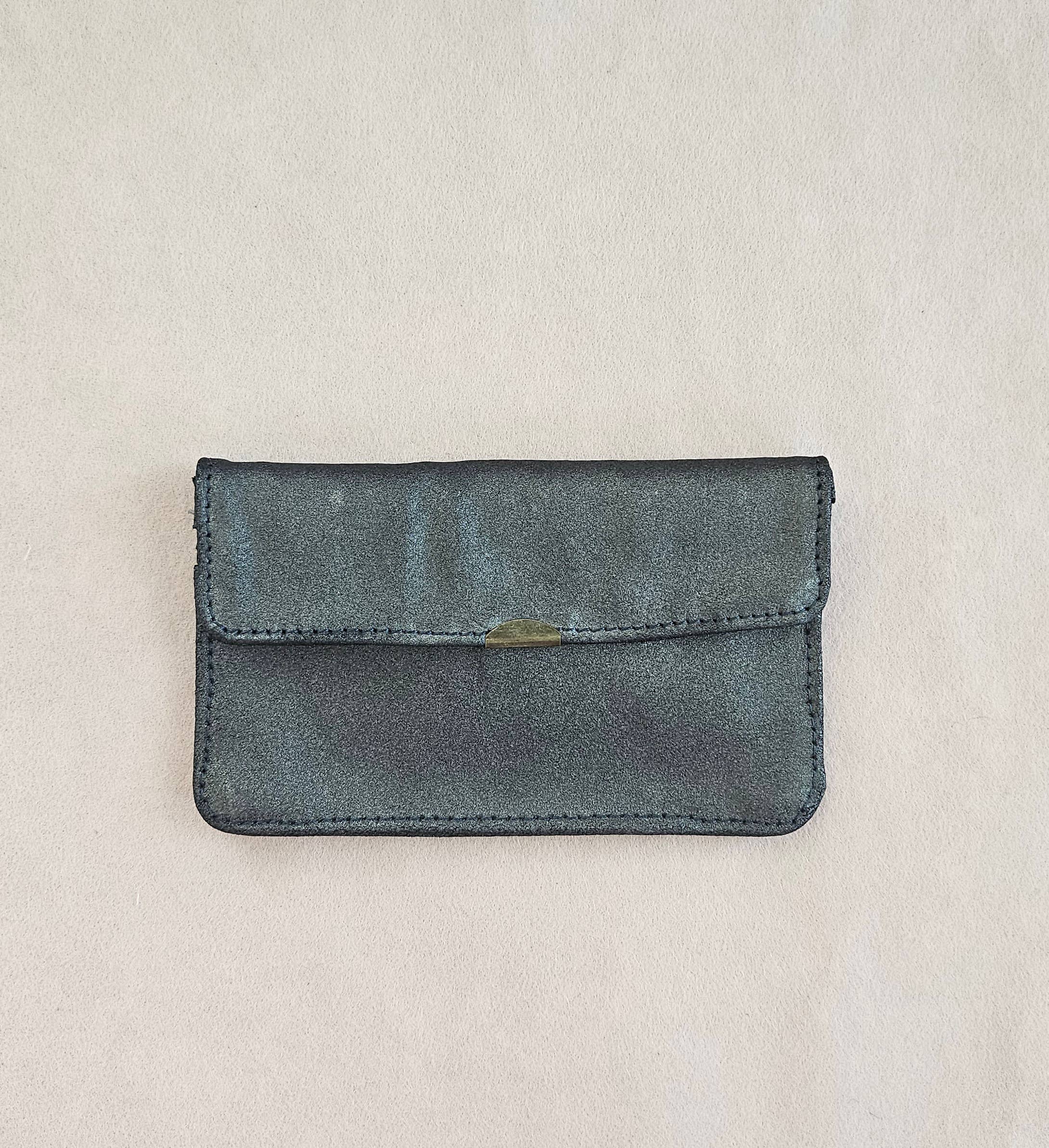 Porte monnaie cuir tout en un compact