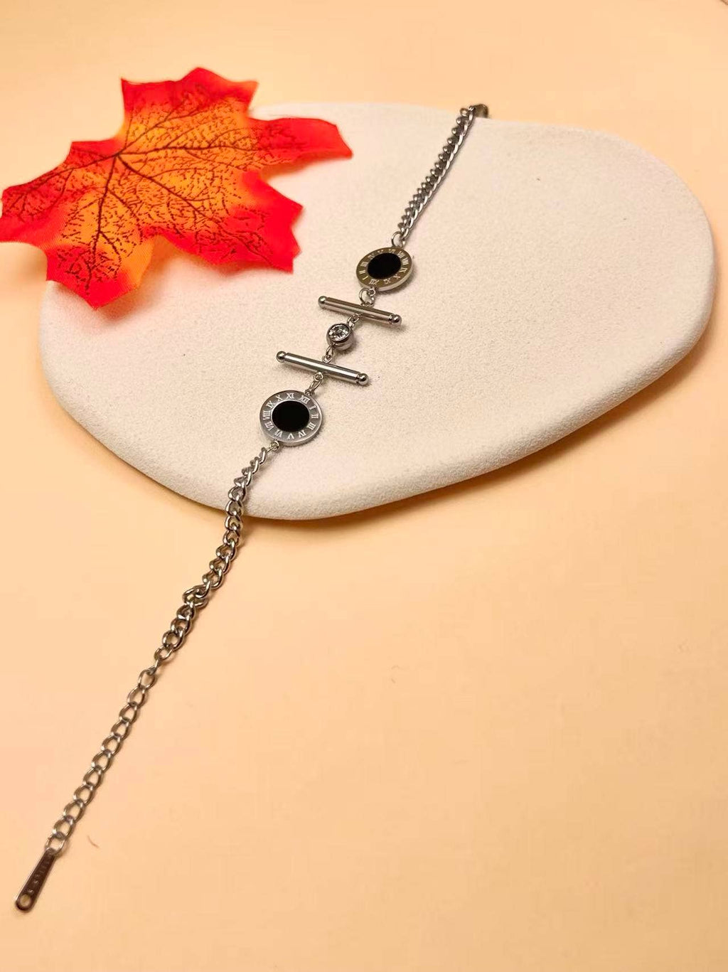 Bracelet Cadran Impérial Motif Rond à Chiffres Romains