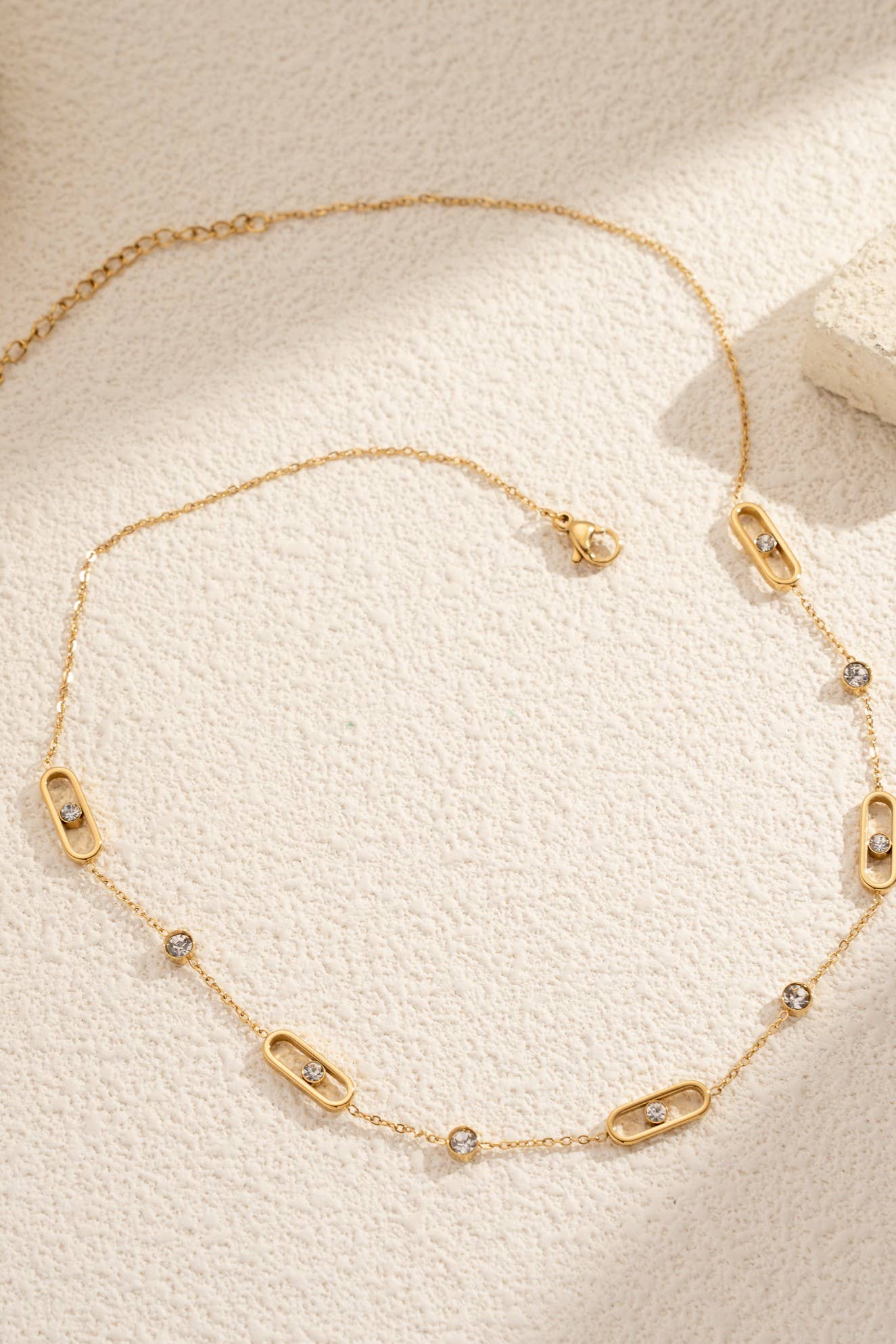 Collier Doré Pierres Fines –Acier Inoxydable Élégant Raffiné