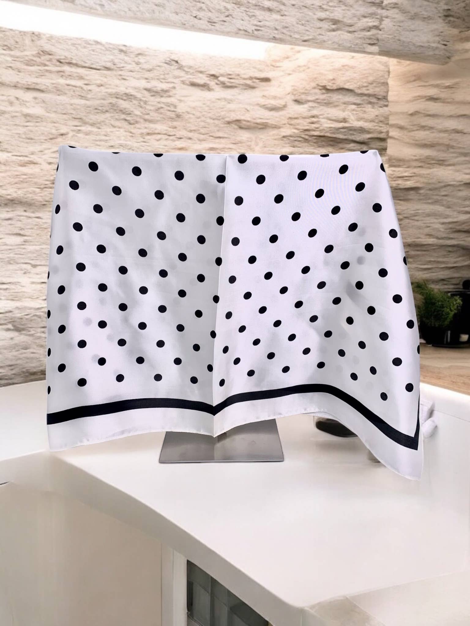 Foulard à motif 68x68cm FL22