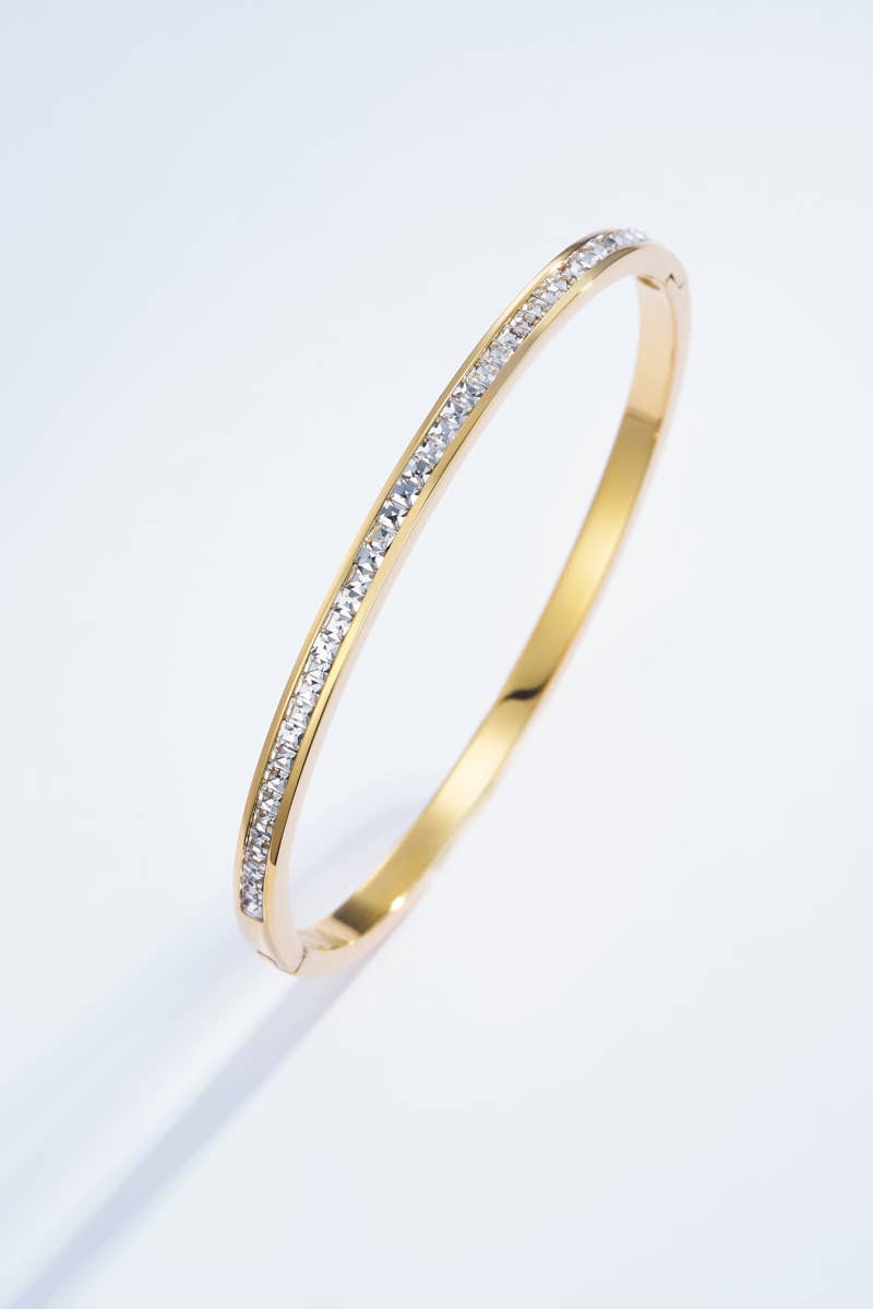 Bracelet jonc avec strasses en acier inoxydable 324AQ24