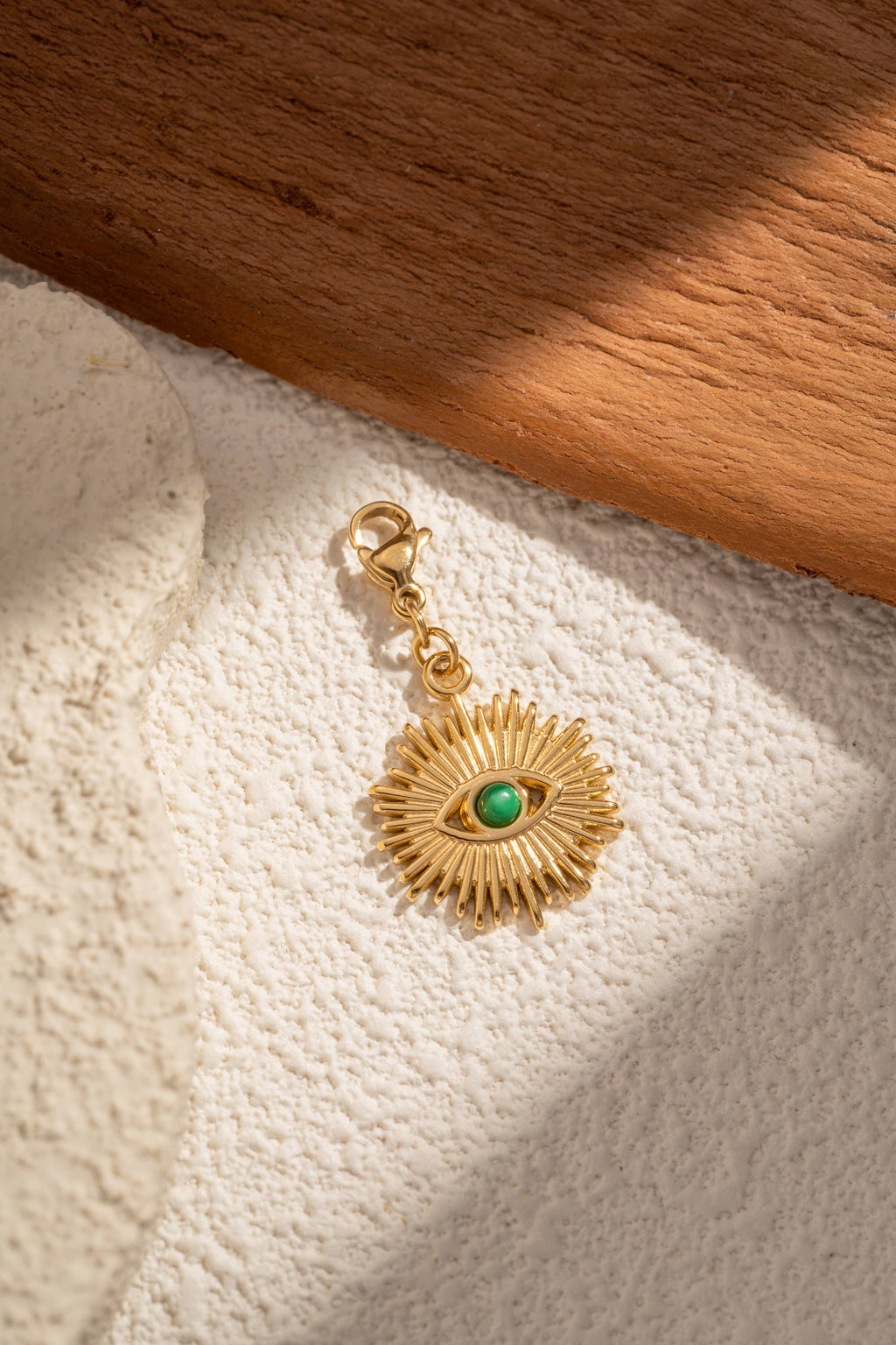 Charm œil solaire pendentif protecteur en acier inoxydable