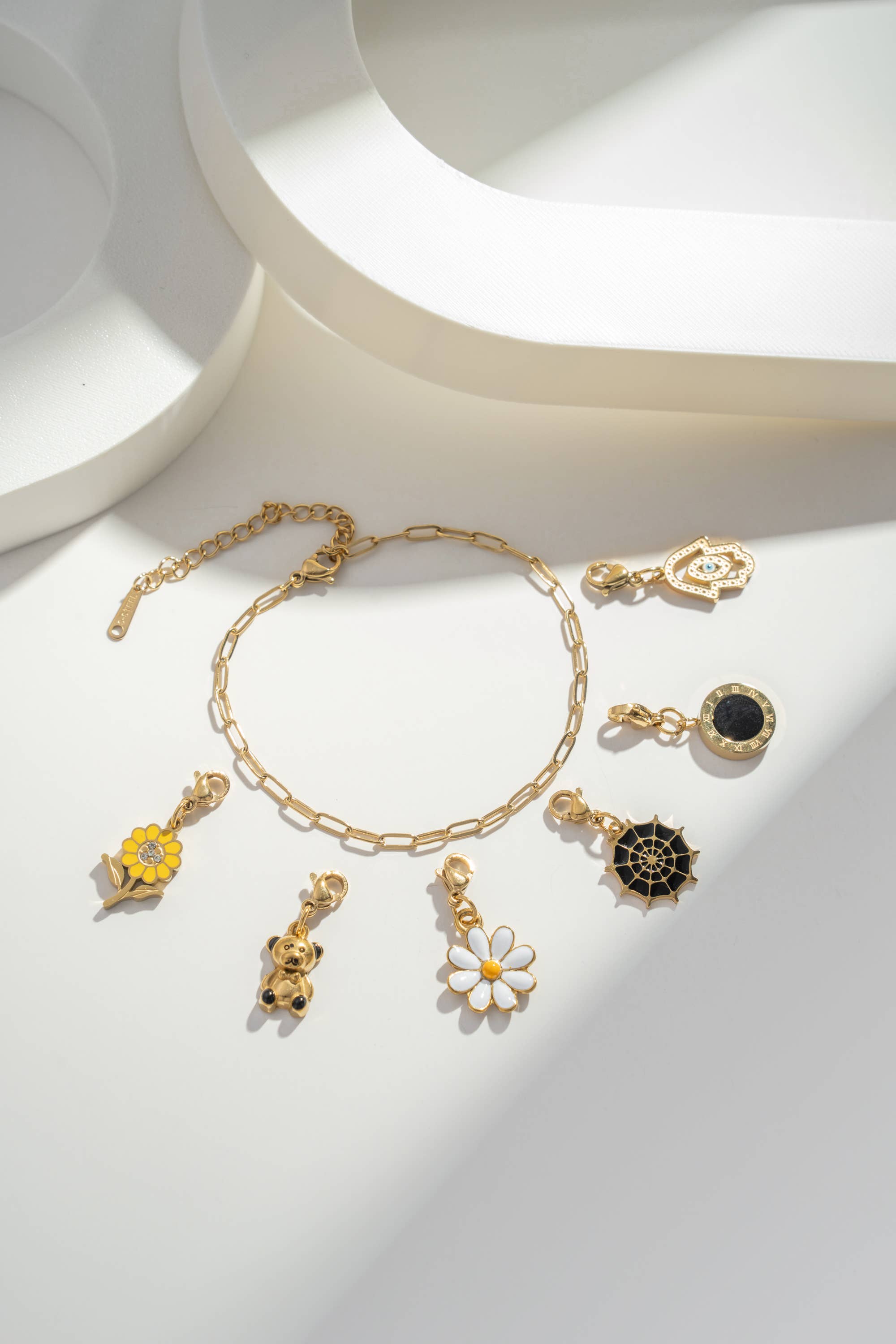 Bracelet chaîne dorée en acier inoxydable pour charms