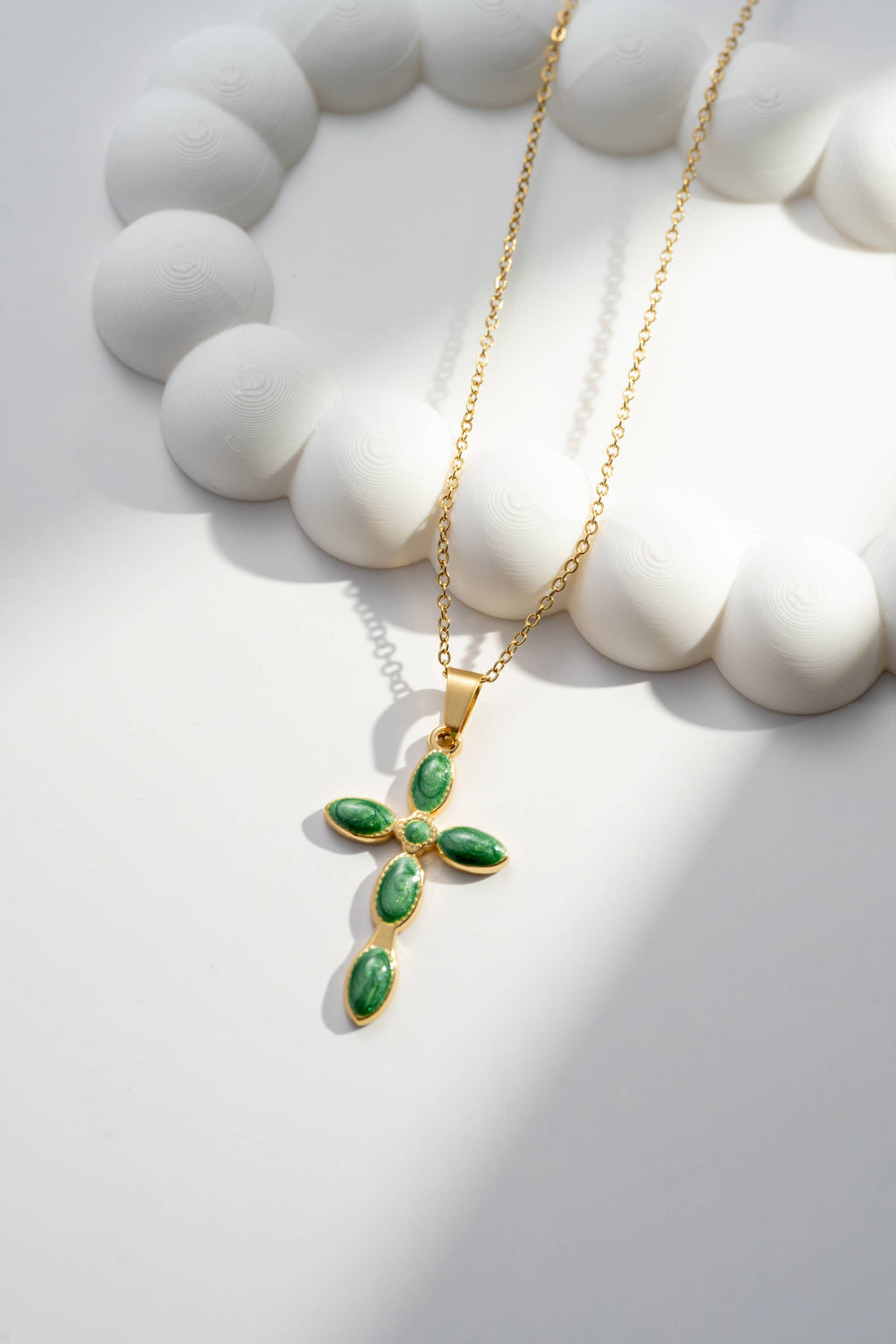 Collier acier inoxydable pendentif croix pierre élégante