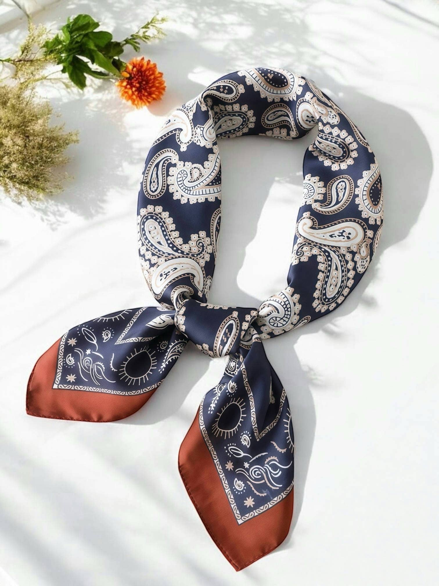 Foulard à motif 70x70cm FL01