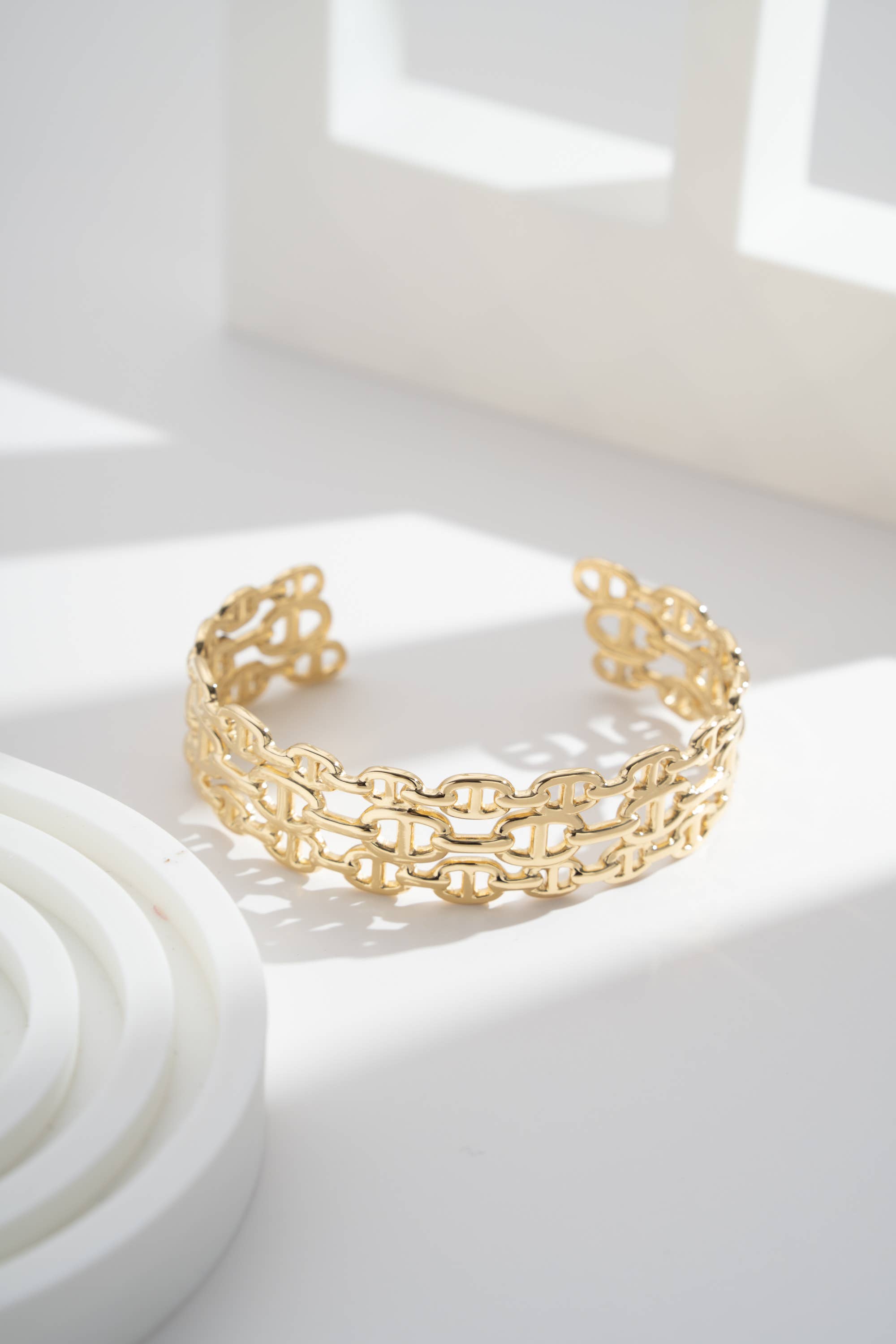 Bracelet manchette maillons ajourés en acier inoxydable