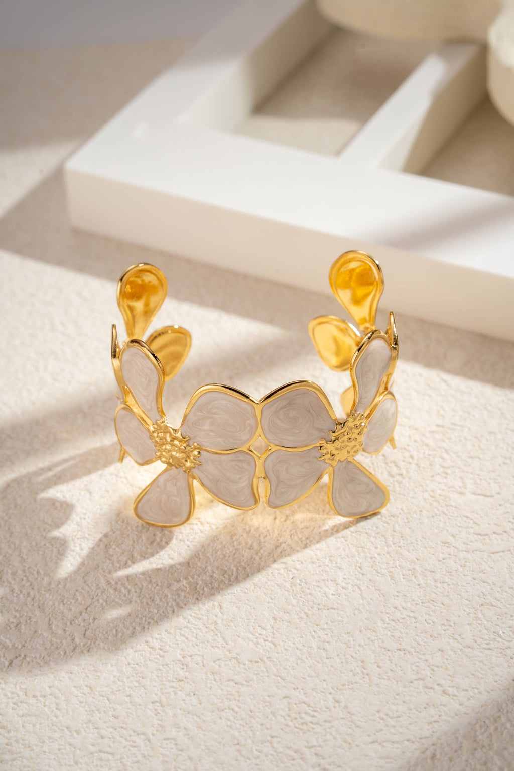 Bracelet manchette SOLEA – acier inoxydable 316L – brun ou crème