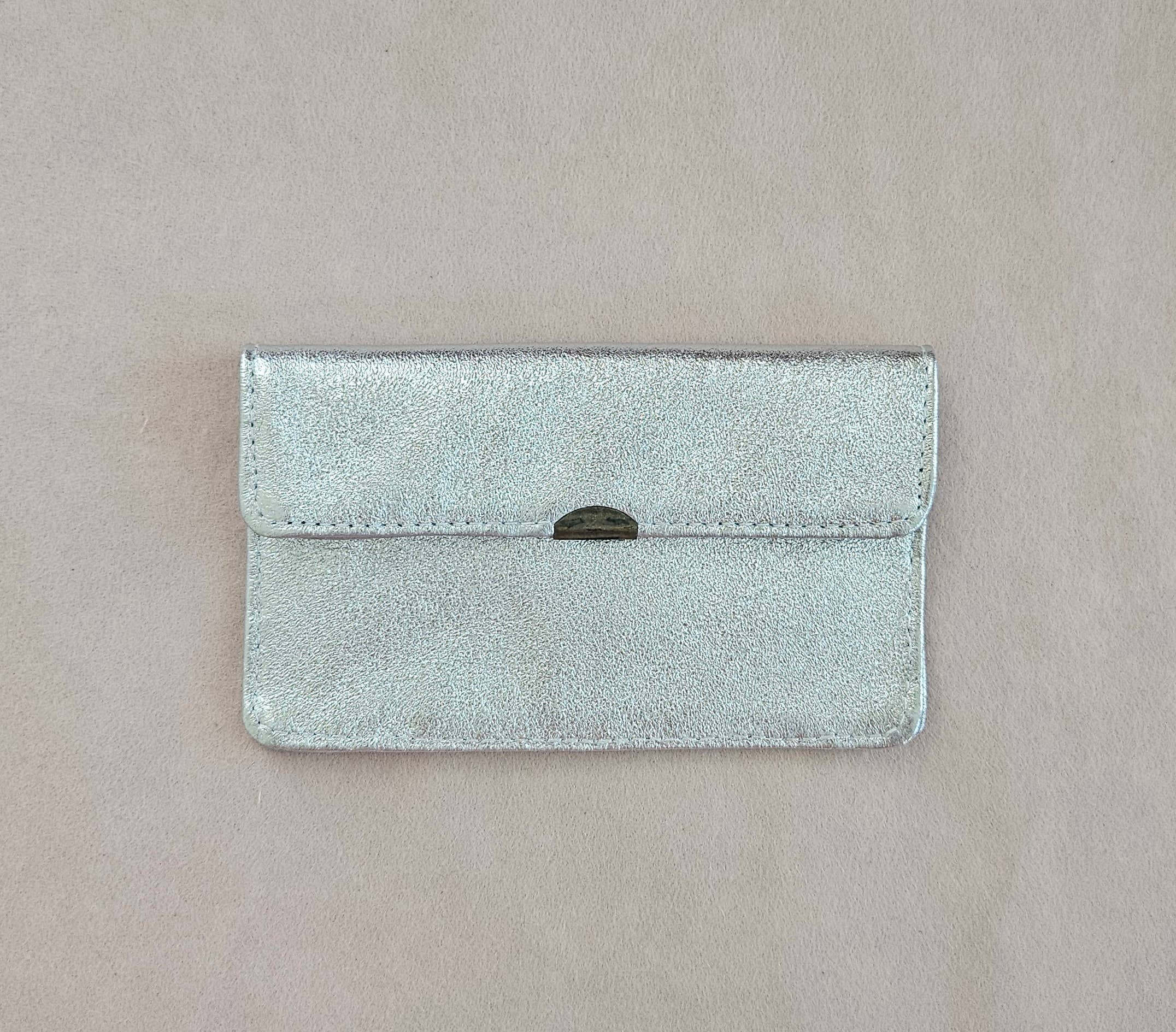 Porte monnaie cuir tout en un compact